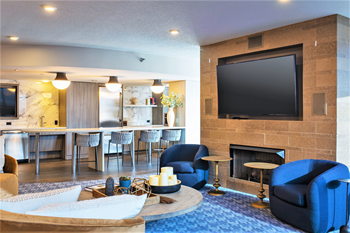 Clubroom With Smart Tv And Fireplace at Kingsbury Plaza, Chicago, Illinois